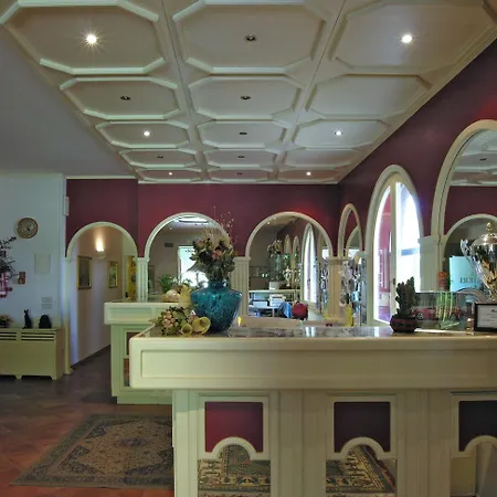 Cavalieri 3* Passignano sul Trasimeno