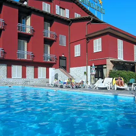 Cavalieri Passignano sul Trasimeno