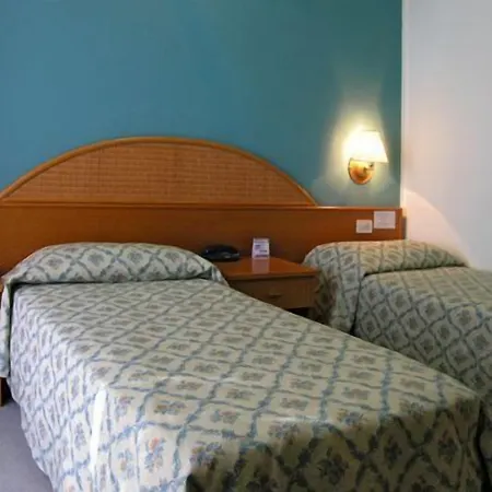 Cavalieri Hotell 3*