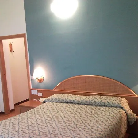 Cavalieri Hotel 3*
